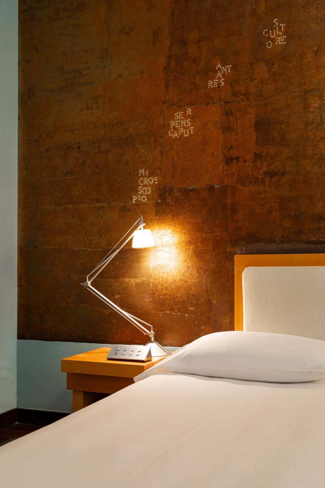 Hotel Greif, A Member Of Design Hotels Больцано Екстер'єр фото